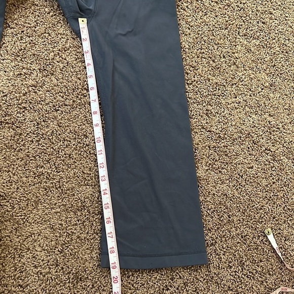Lululemon Groove Crop Reversible Pants in Coal / Royalty / Royalty Space Dye - Picture 11 of 16